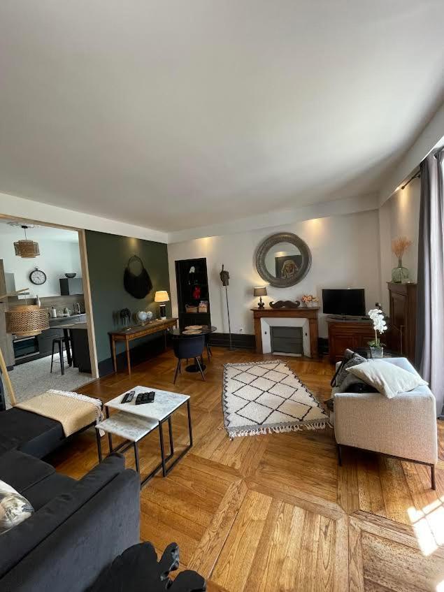 Appartement La Couronne Сарла-ла-Канеда Экстерьер фото